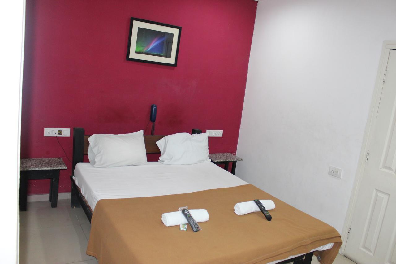 Deccan Comforts Hyderabad Exterior photo