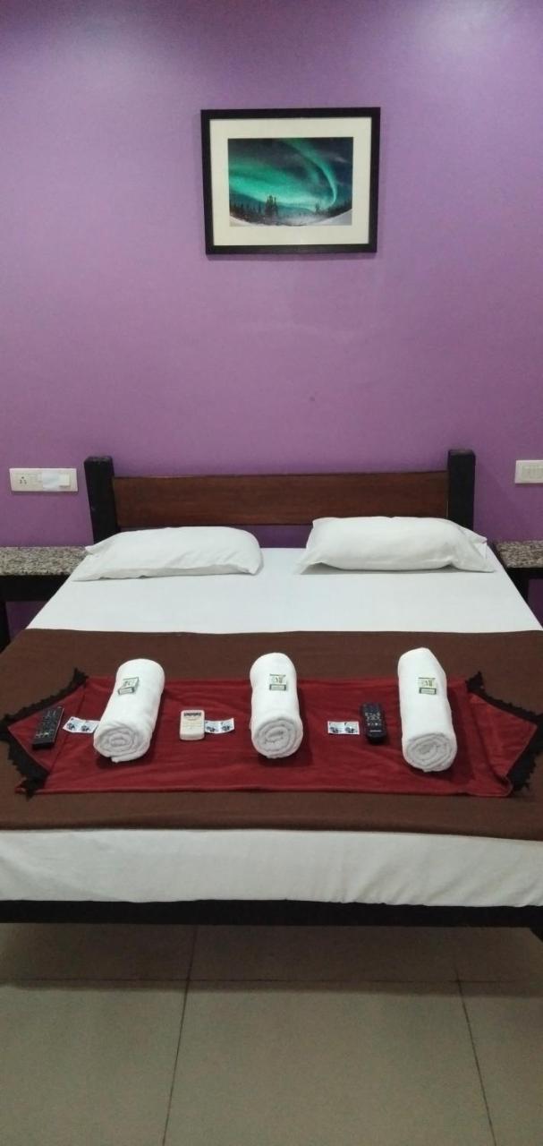 Deccan Comforts Hyderabad Exterior photo